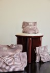 LAZARE POUF  BURGUNDY LACQUERED WOOD_MARKETPLACE