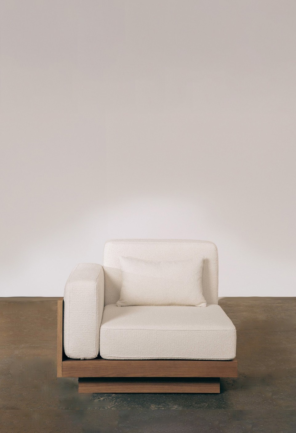 ARMREST MODULE XL  WALNUT FINISH