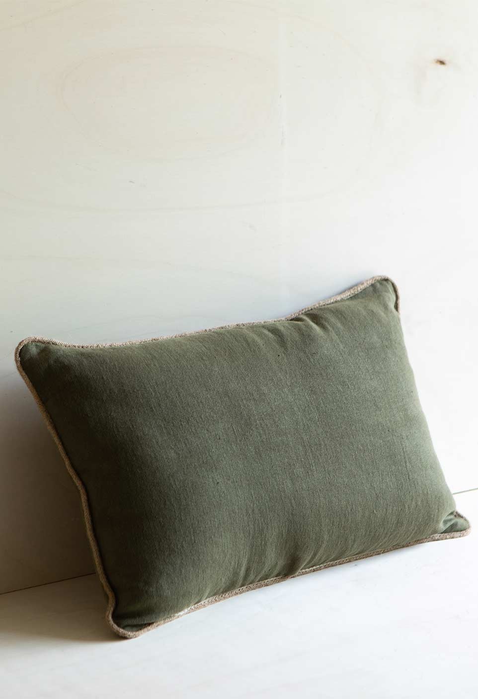 HOUSSE DE COUSSIN SALVADOR  KAKI AVEC GARNISSAGE_MARKETPLACE