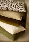 CUSHION ARGENTINE  VELVET OLIVE WITH FILLING_MARKETPLACE