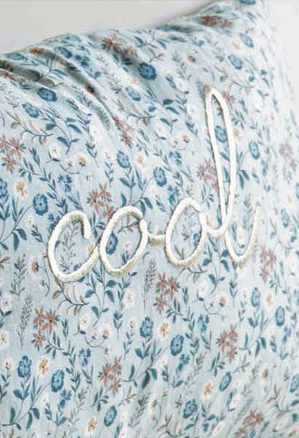COUSSIN COLOMBO  BRODÉ COOL IRIS CIEL