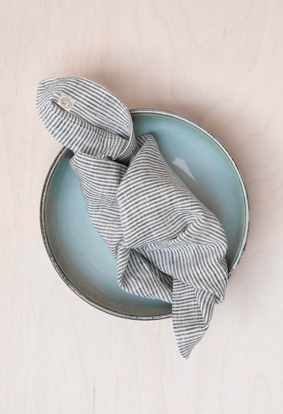 SERVIETTE DE TABLE  FINE RAYURE BLACK/ MILK_MARKETPLACE
