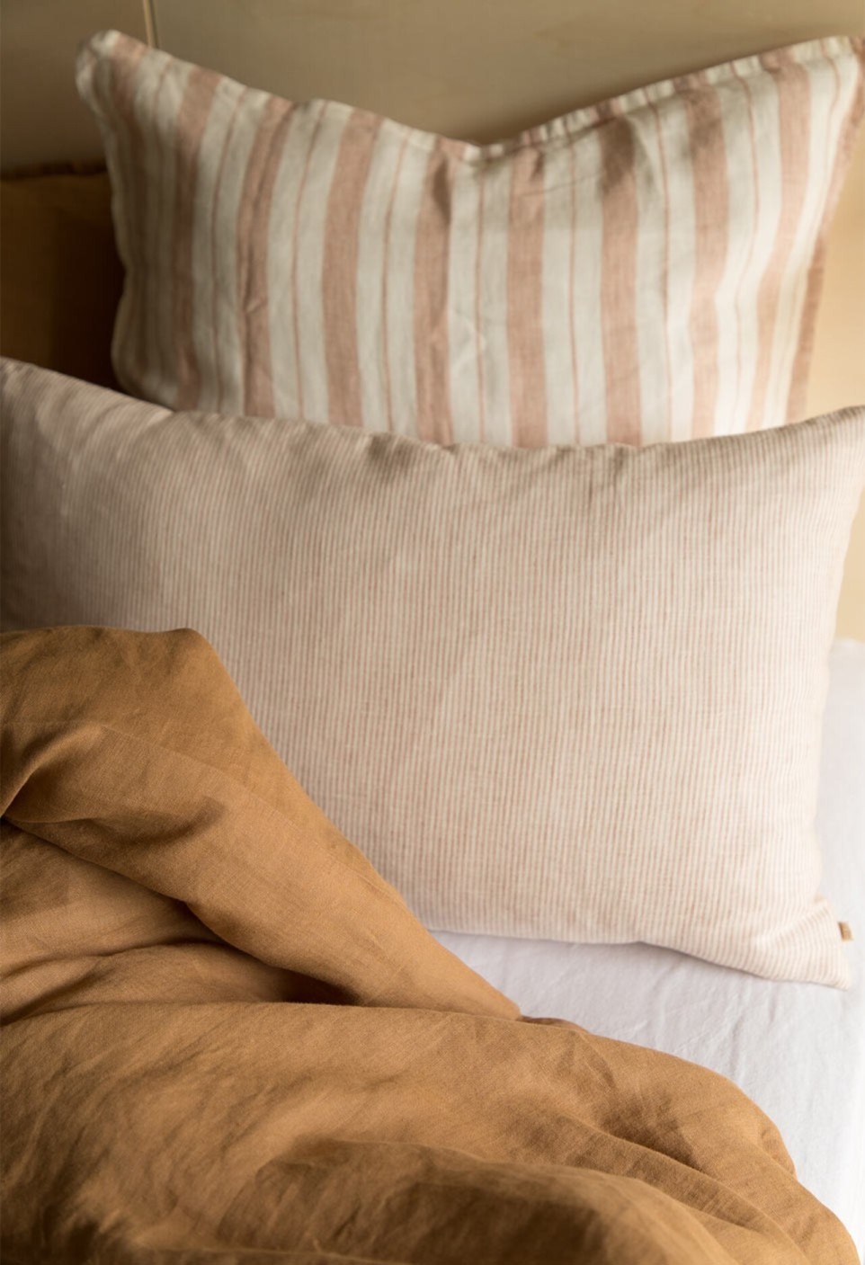 Sao Paulo Glaise/Milk Washed Linen Cushion Cover