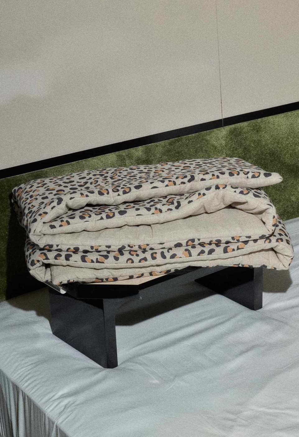 EIDERDOWN  IN LINEN LEOPARD_MARKETPLACE