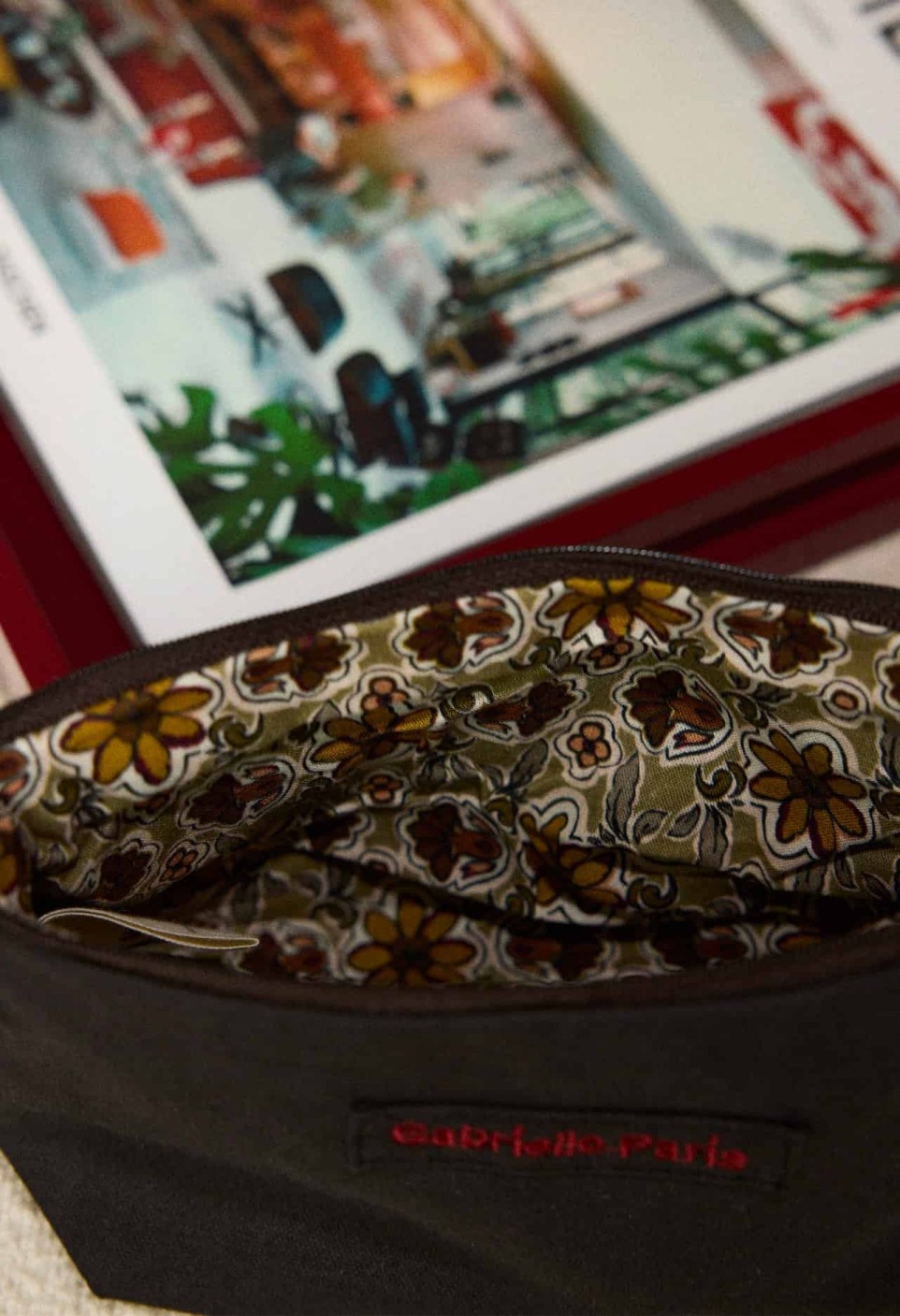 BEAUTY POUCH  PLAIN AGATE WITH EMBROIDERY