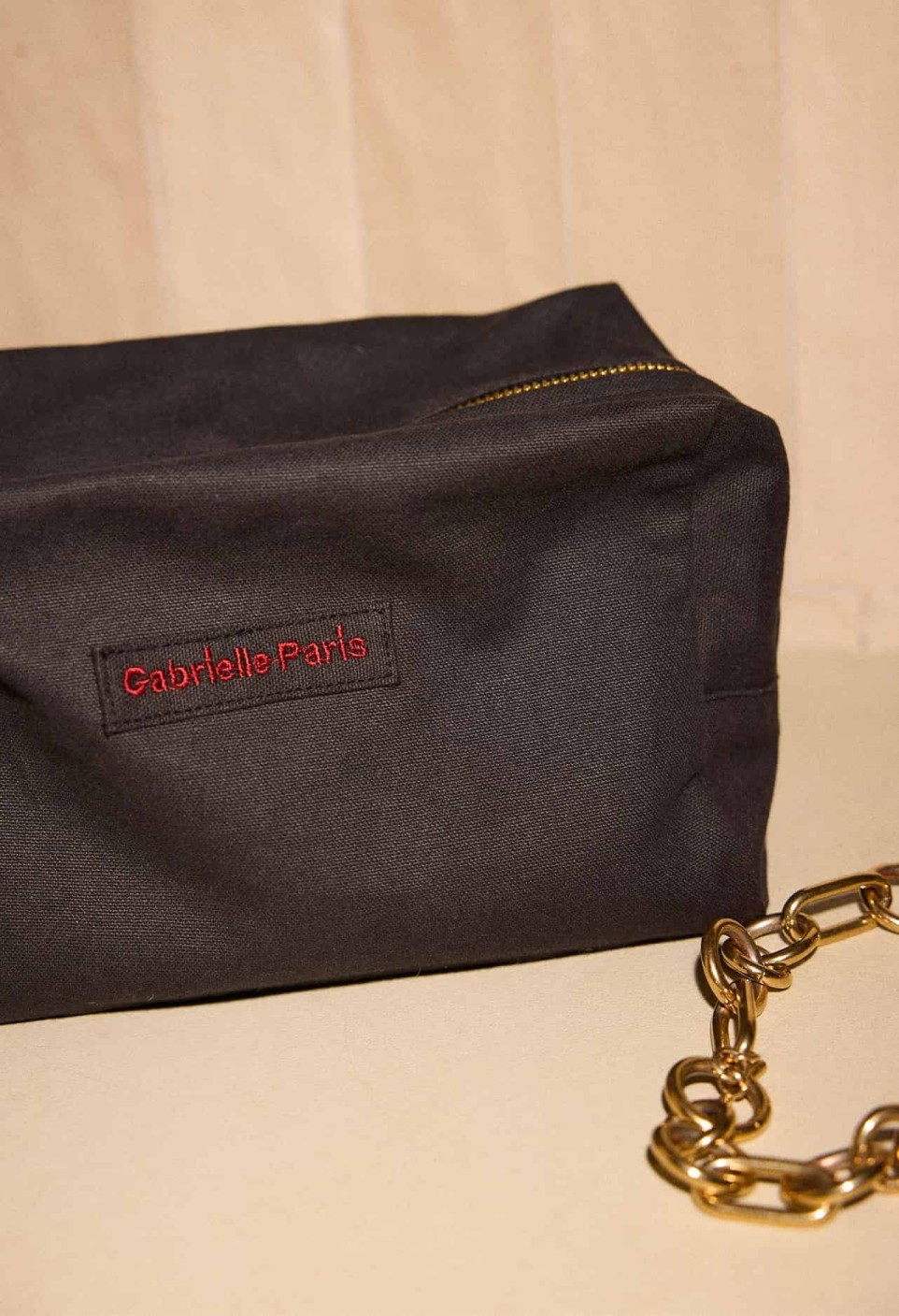 TOILET BAG  PLAIN AGATE WITH EMBROIDERY