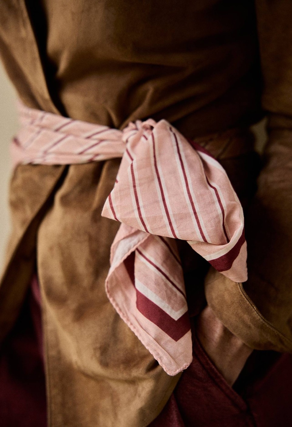 SCARF  VERMILION STRIPES_MARKETPLACE