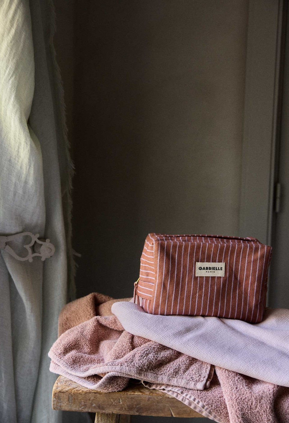 TROUSSE DE TOILETTE  RAYURES LILAS_MARKETPLACE