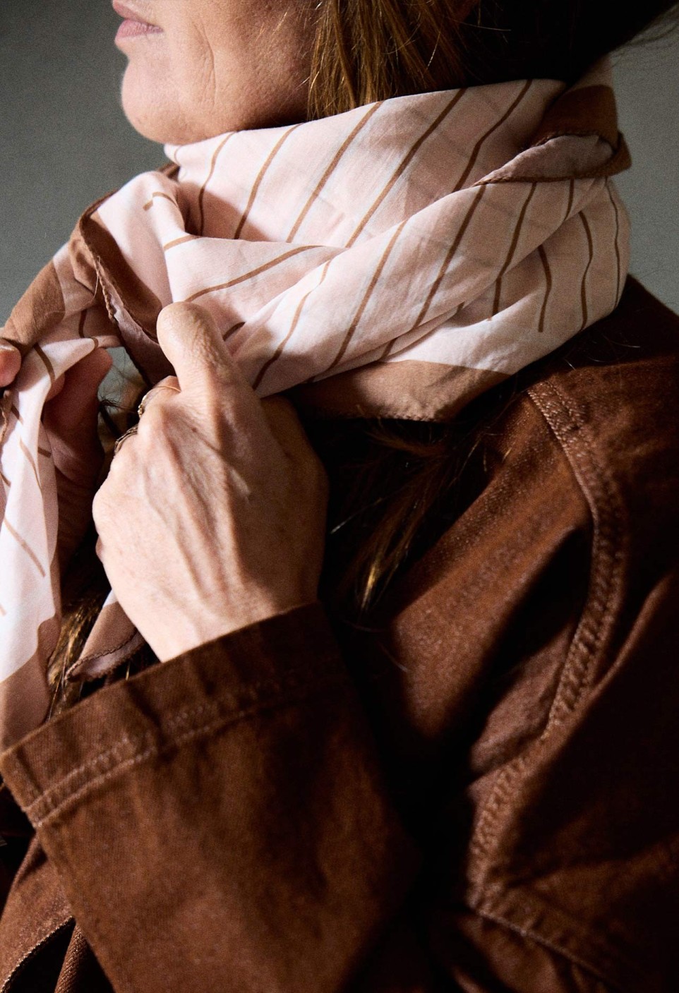 FOULARD  RAYURES CRÈME_MARKETPLACE