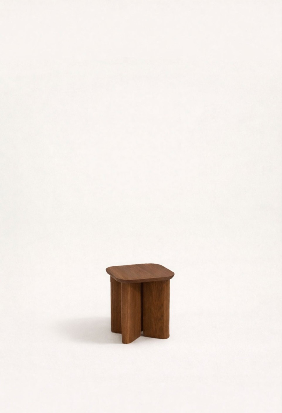 TABLE D'APPOINT GARANCE  FINITION NOYER