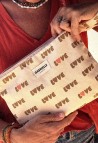 POUCH WITH HANDLE  LOVE