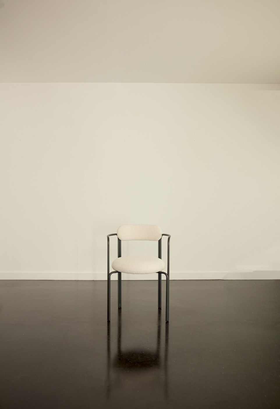 COLOMBE CHAIR  ACIER NOIR