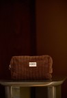 TROUSSE DE TOILETTE  EN VELOURS CAMEL