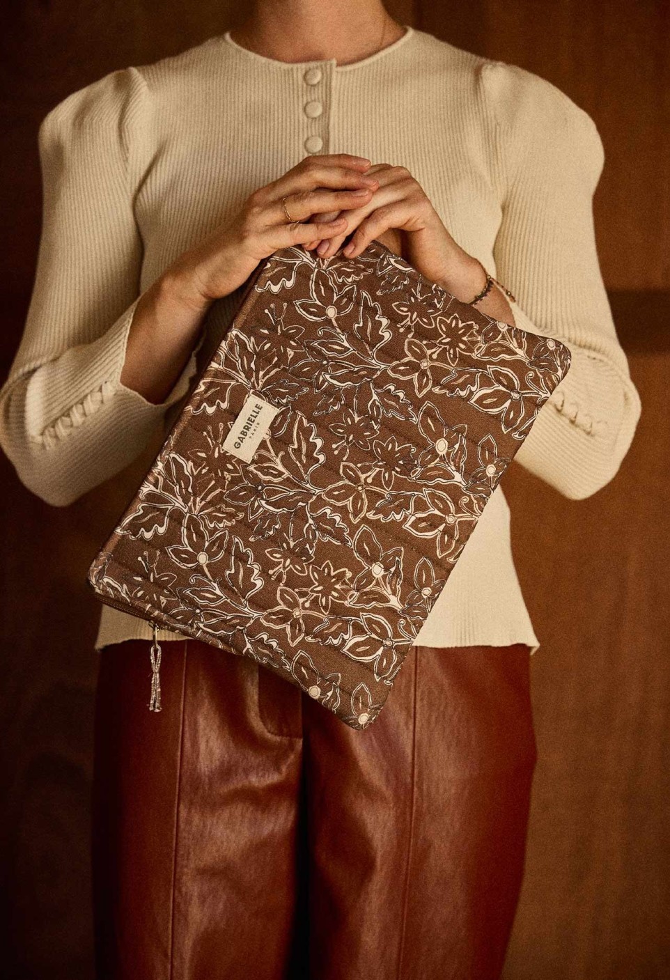 COMPUTER POUCH  CHANTILLY