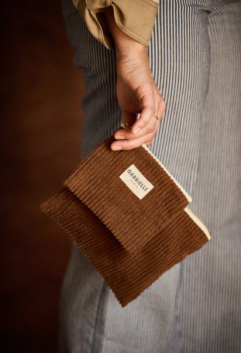 PURSE   VELVET CAMEL