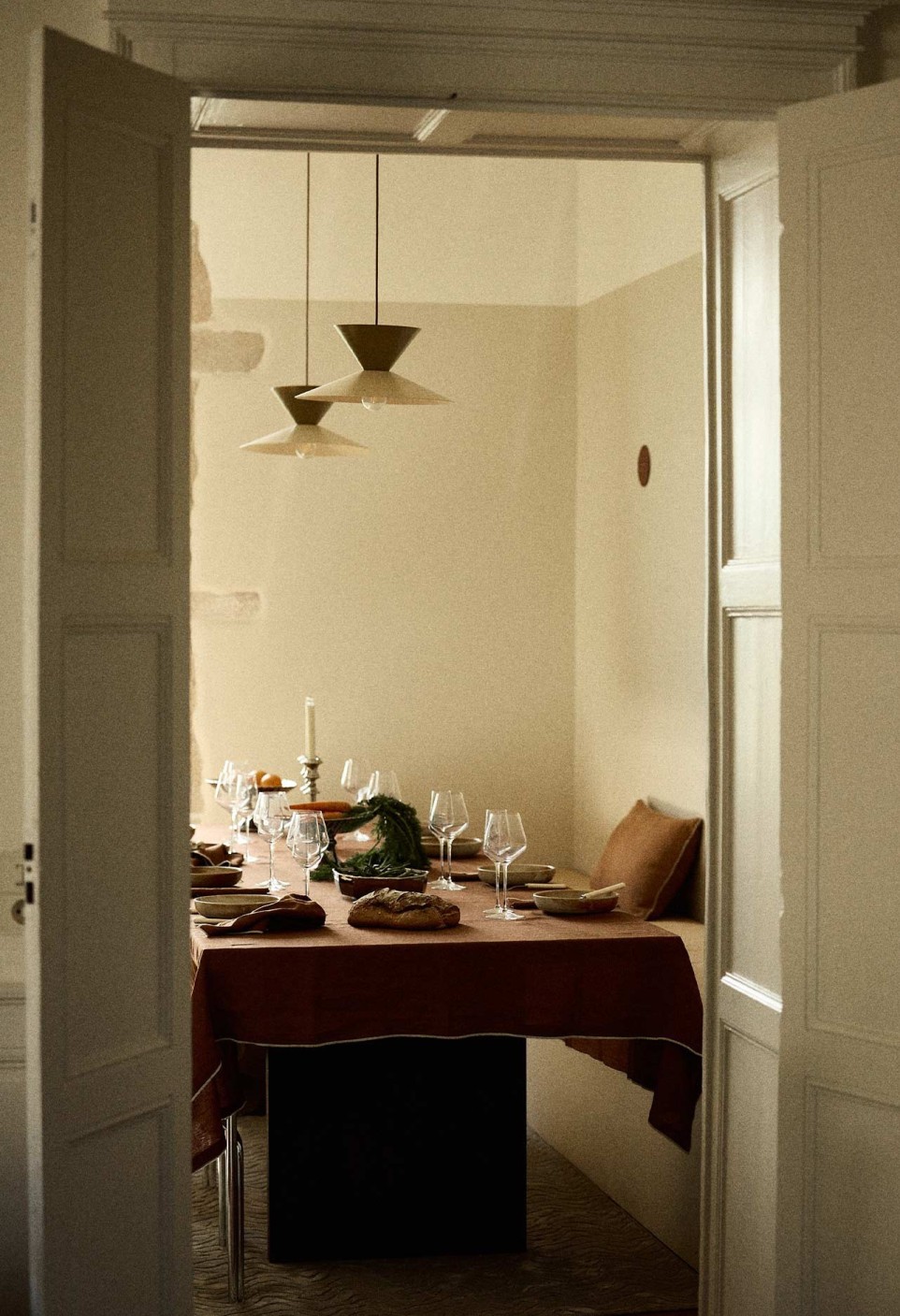 NAPPE  EN LIN LAVÉ MOKA BRODÉ