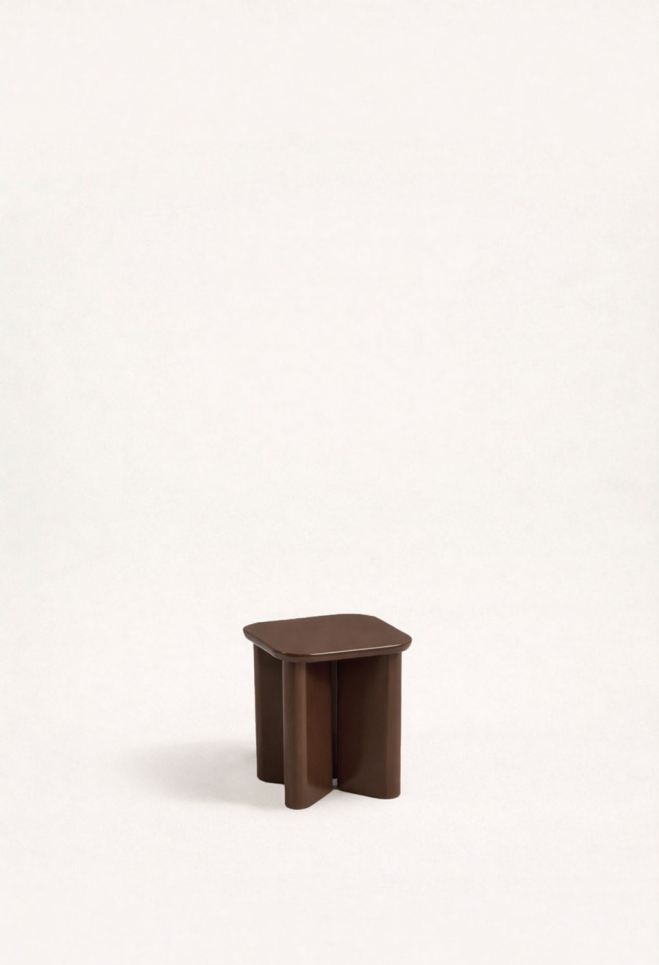 TABLE D'APPOINT GARANCE  BOIS LAQUÉ SPECULOOS