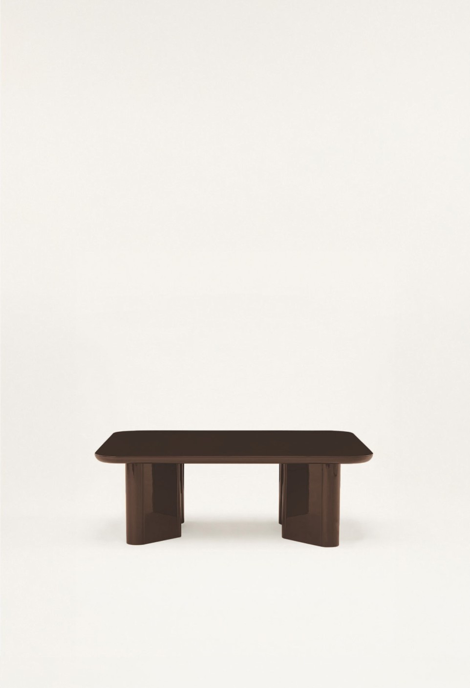 TABLE BASSE THELMA  BOIS LAQUÉ SPECULOOS