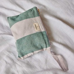 POUCH WITH HANDLES CROISETTE
